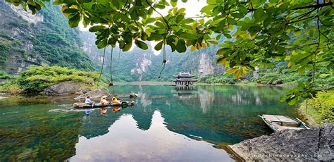 為什麼去伊犁旅遊？伊犁的風景不僅僅是大自然的鬼斧神工，它也蘊含著豐富的文化歷史。